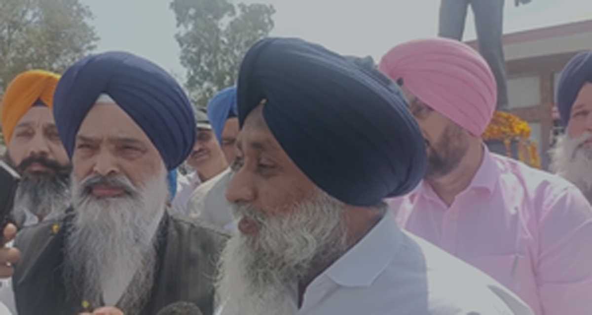 शहीद दिवस पर भगत सिंह के पैतृक गांव में श्रद्धांजलि देने वालों का तांता